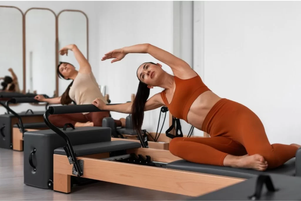 perbedaan yoga dan pilates adalah