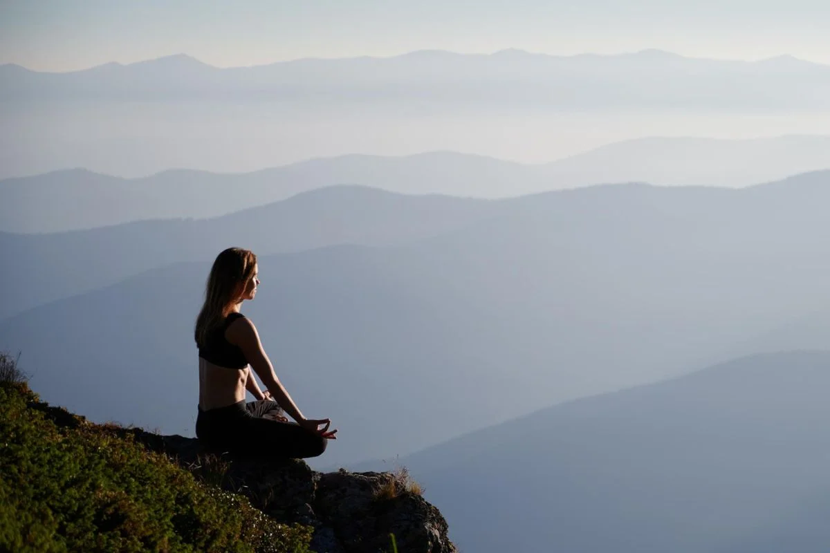 You are currently viewing Retreat sebagai Cara Menenangkan Diri di Tengah Hiruk-Pikuk Dunia yang Penuh Ketidakpastian