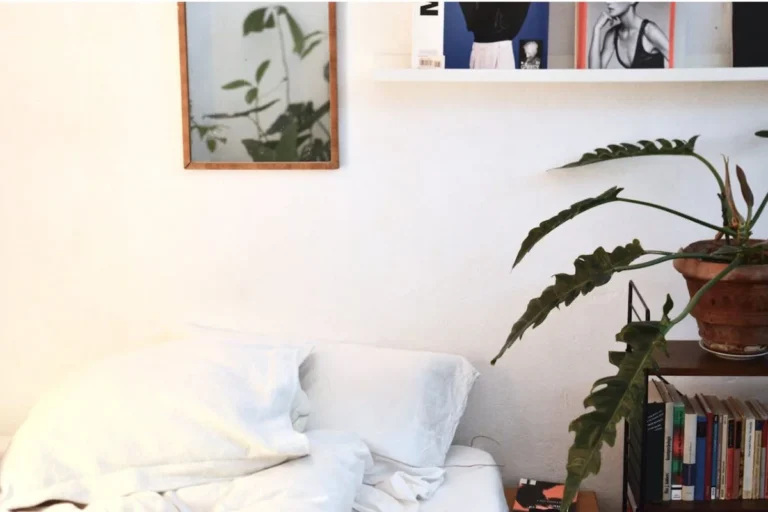 Read more about the article 11 Prinsip Feng Shui Kamar Tidur yang Baik untuk Rezeki, Menciptakan Energi Positif untuk Kemakmuran