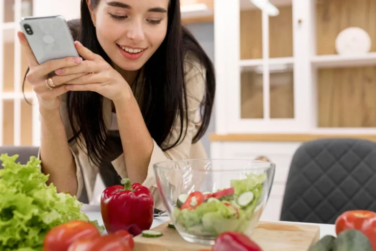 Read more about the article 5 Cara Memulai Pola Makan Sehat yang Sesuai dengan Kondisi Orang Indonesia