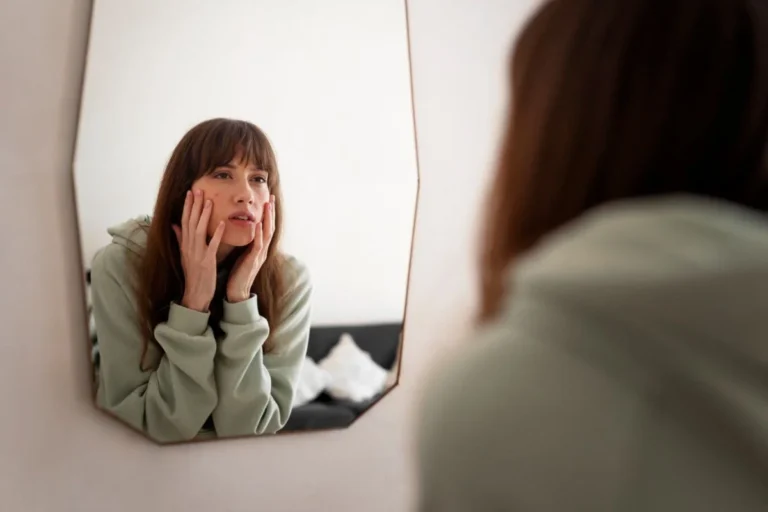 cortisol face adalah