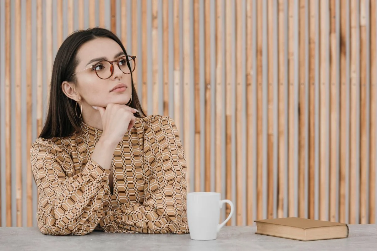 Read more about the article The Art of Letting Go: Mengapa Seni Melepaskan Itu Sering Lebih Sulit dari yang Dibayangkan?