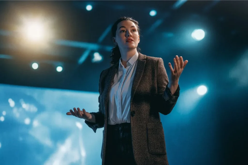 cara meningkatkan public speaking 2