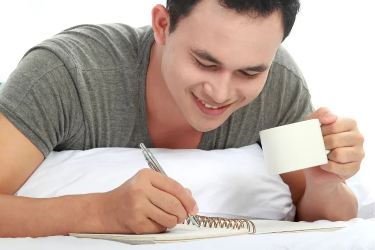 Read more about the article Cara Efektif Membuat Resolusi Tahun Baru Antigagal di 2026